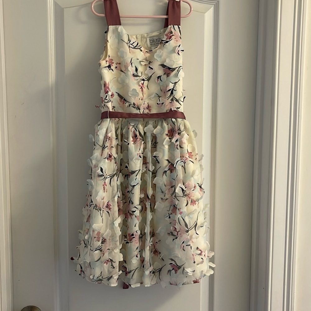 Blush by Us Angels girls layered flower dress with satin and tulle lining 12Y